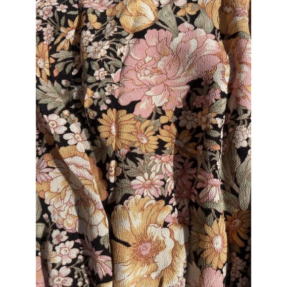 American Eagle Women’s Floral Long Sleeves Wrap Top Blouse Size Smocked Waist M - Picture 9 of 9